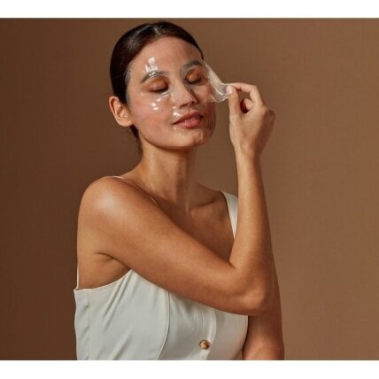 Gold Collagen hidrogelio veido kaukė (1 vnt) 3 Gold Collagen hidrogelio veido kaukė (1 vnt) 3