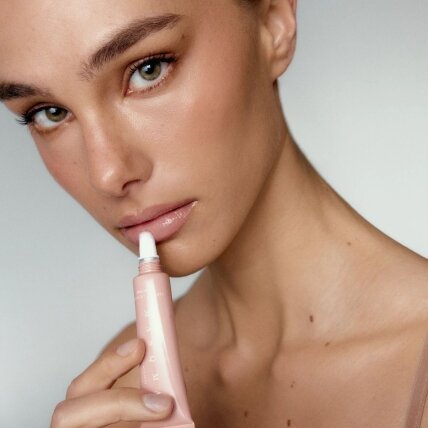 Masqmai Perfect lip gloss lūpų blizgis, COTTON CANDY 11g 4 Masqmai Perfect lip gloss lūpų blizgis, COTTON CANDY 11g 4